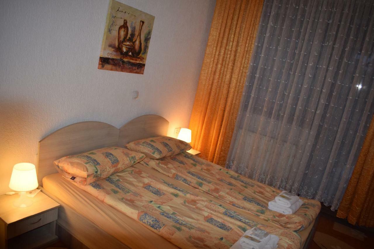 Hotel Mamin Kolio Bansko Esterno foto