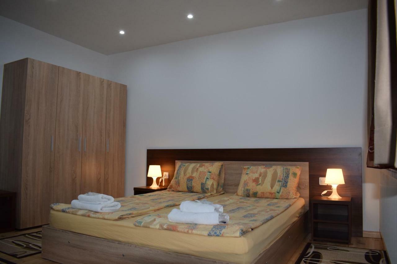 Hotel Mamin Kolio Bansko Esterno foto